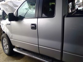 2011 FORD F-150, SILVER, XLT MODEL, EXTD CAB, 5.0L, 4WD,  F26271